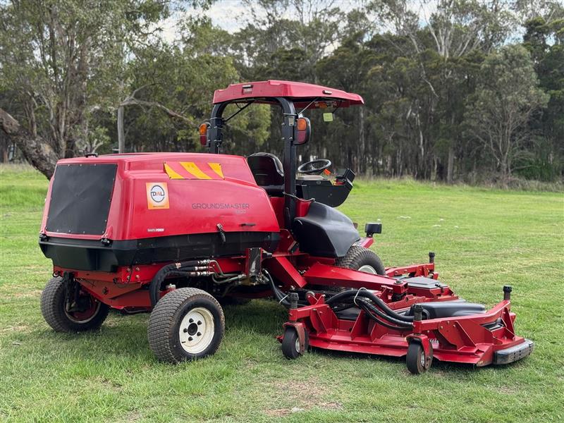 Photo 4. Toro Groundsmaster 5900 wide area ride on diesel commercial lawn mower
