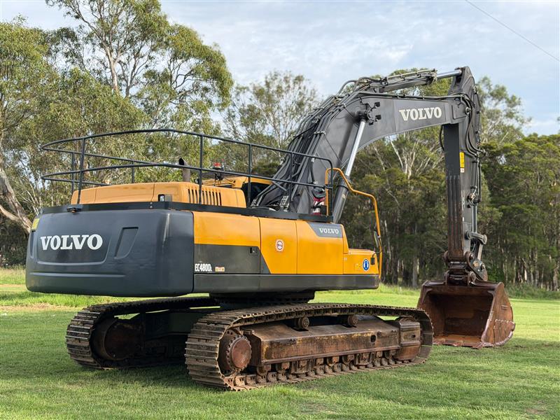 Photo 3. Volvo EC480DL 48T excavator