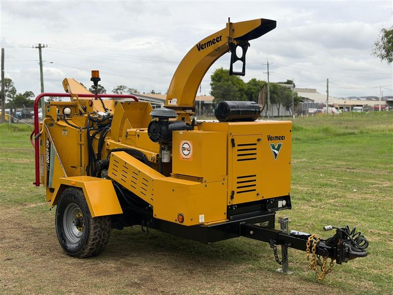 Photo 2. Vermeer BC1200XL commercial diesel wood chipper shredder mulcher