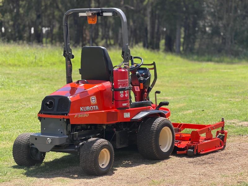 Photo 2. Kubota F3690 72inch diesel out front deck ride on lawn mower