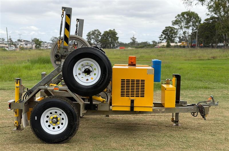 Photo 2. Redmond gary 1.5t self loading cable drum trailer