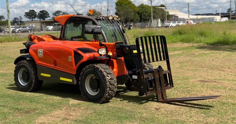 Photo 5. Manitou MT-X 625 2.5T 6m telehandler