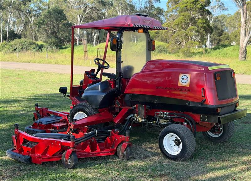 Photo 2. Toro Groundsmaster 5900 wide area ride on diesel commercial lawn mower