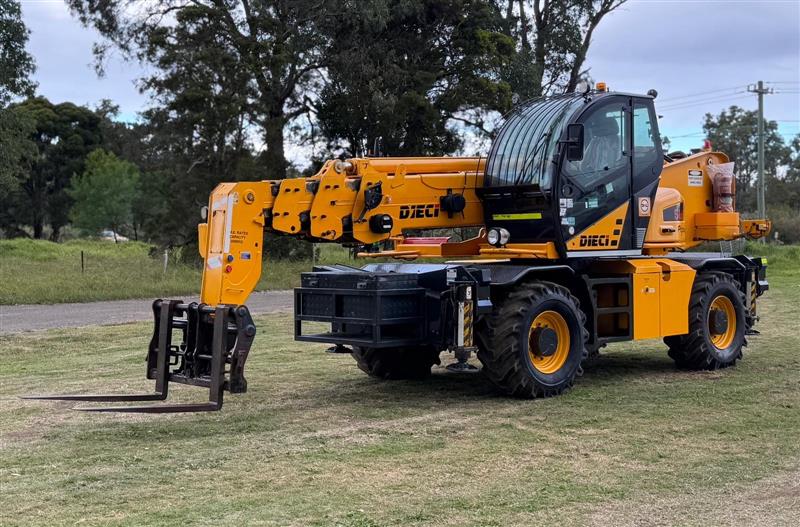 Photo 3. Dieci Pegasus 50.21 all terrain 360 degree rotating telehandler