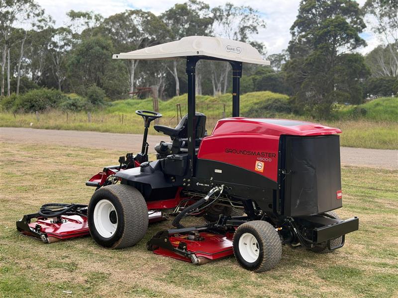 Photo 4. Toro Groundsmaster 4500D 4wd ride on commercial diesel lawn mower