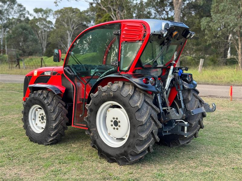 Photo 4. Antonio Carraro TGF9900 super low profile compact diesel farm tractor