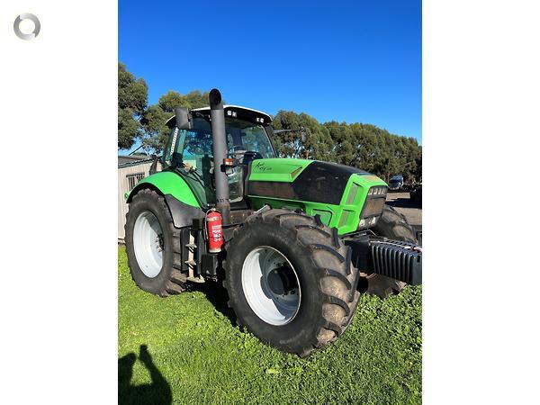 Photo 2. Deutz TTV 630 tractor