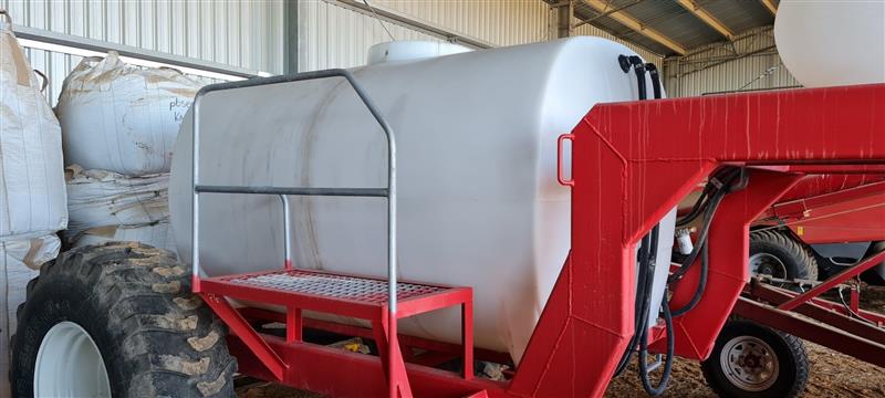 Simplicity 5000L Liquid Tow Behind A...