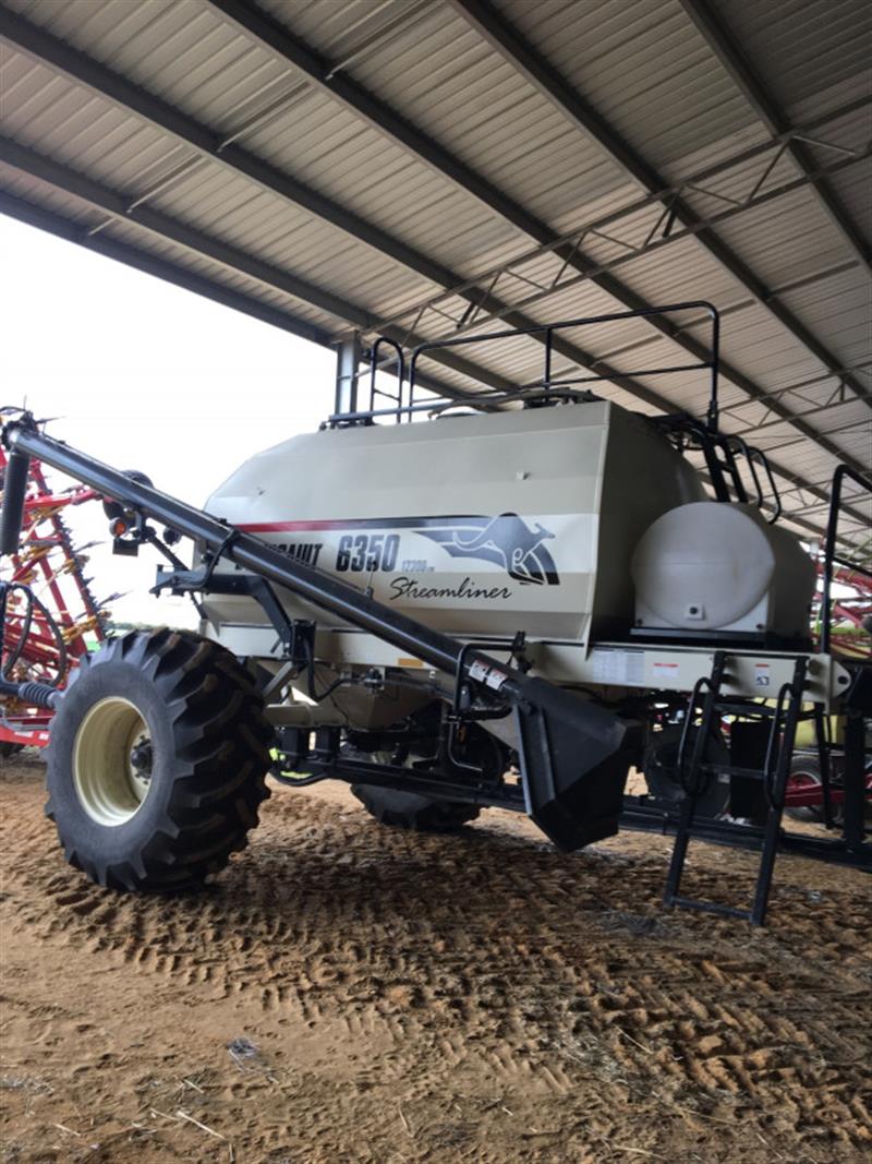 Bourgault 6350 Air Seeder Cart, Seeding Tillage Bourgault SA, Power