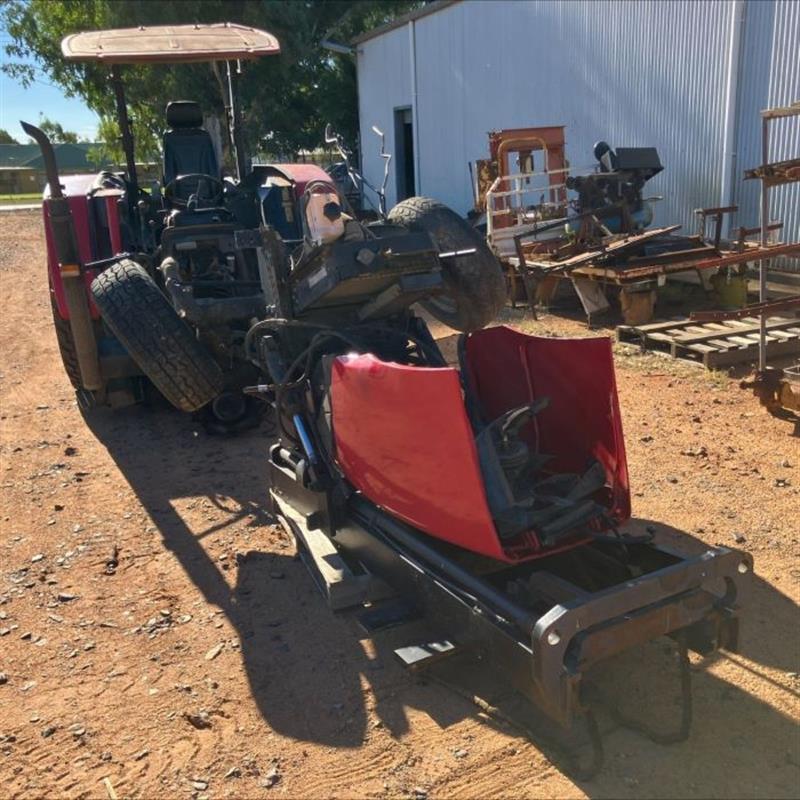 International CaseIH� Tractor CX70