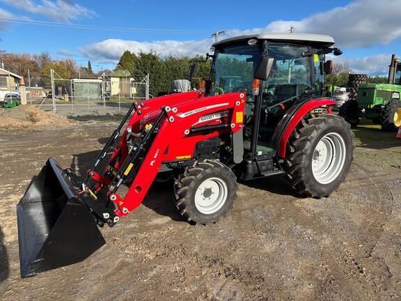 Massey Ferguson 2860M Compact Ut Tractors