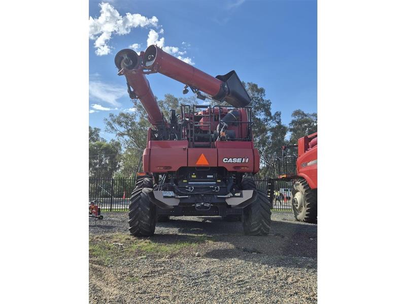 Photo 2. Case IH 8240 combine harvester