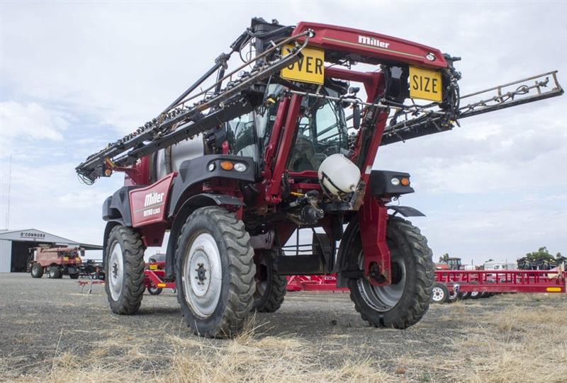 Miller Nitro 5365 SP self propelled sprayer, Sprayers & Equipment