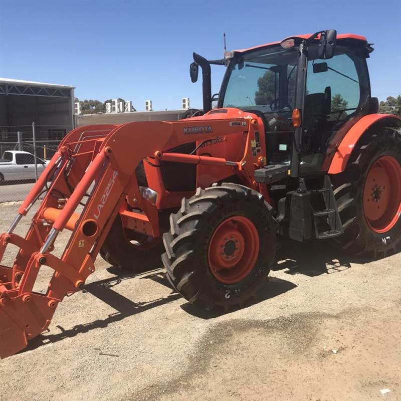 Kubota M135GX tractor, Tractors Kubota VIC Power Farming