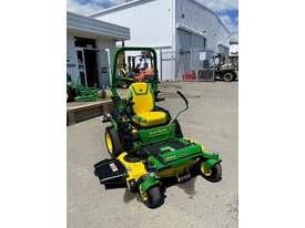 John Deere Z545R zero turn mower