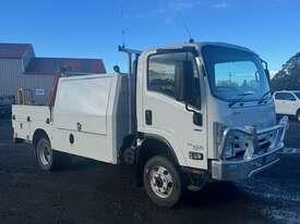 Isuzu NPS 75-155 AMT truck