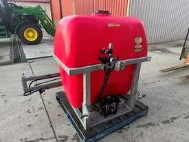 Silvan 600L econo pak pull sprayer