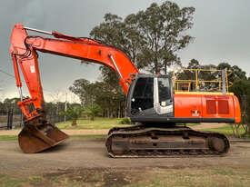 Photo 1. Hitachi ZX330 Tracked-Excav Excavator