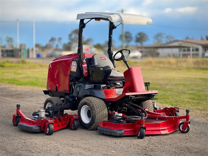 Toro Groundsmaster 4000D diesel ride on lawn mower