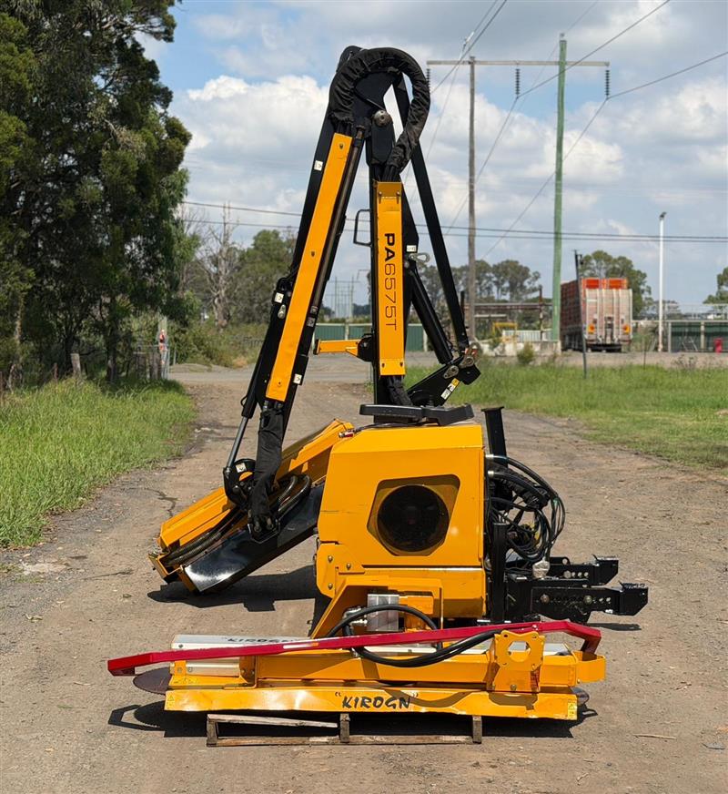 McConnel Power Arm P6575T with kirog...