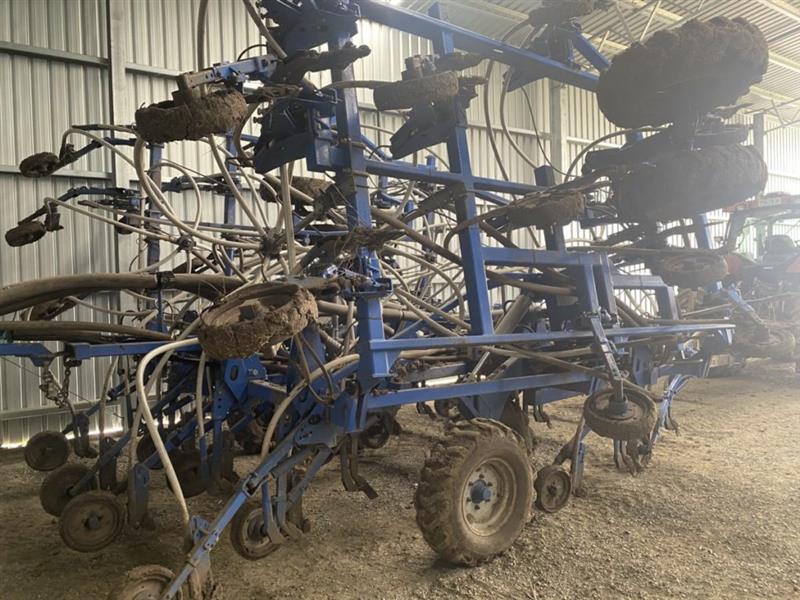 Gason 1850 & Hydratill 9M airseeder, Seeding Tillage Gason VIC Power