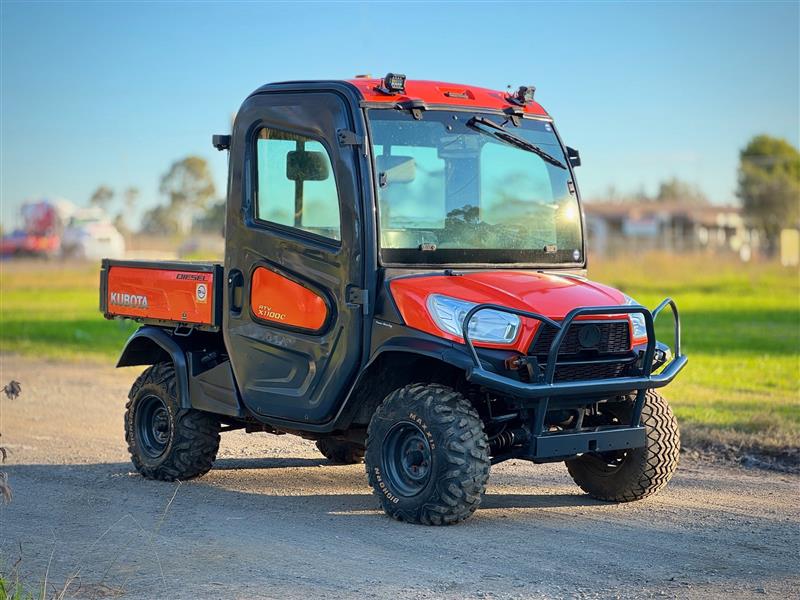 Kubota RTVX1100 buggy atv