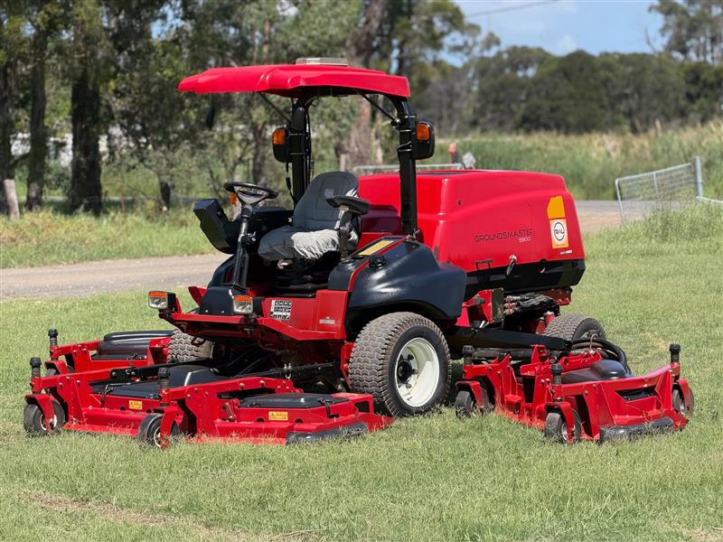 Toro Groundsmaster 5900 wide area ri...