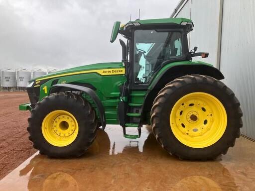 Photo 1. John Deere 8R 230 tractor