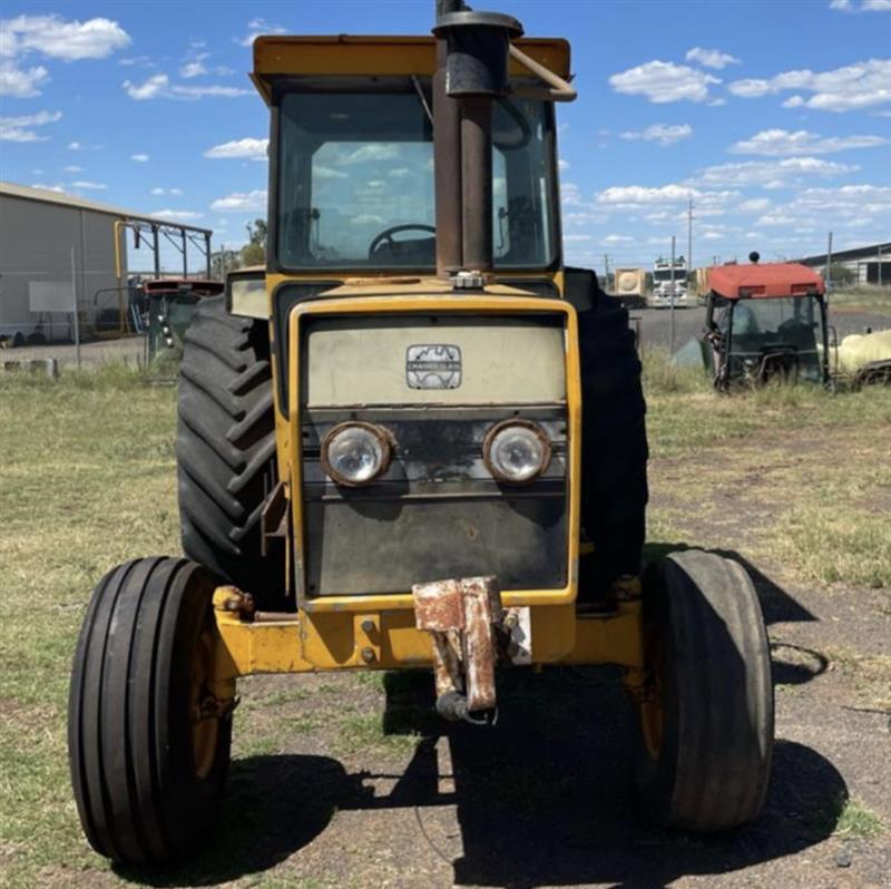 Chamberlain 4480 B tractor