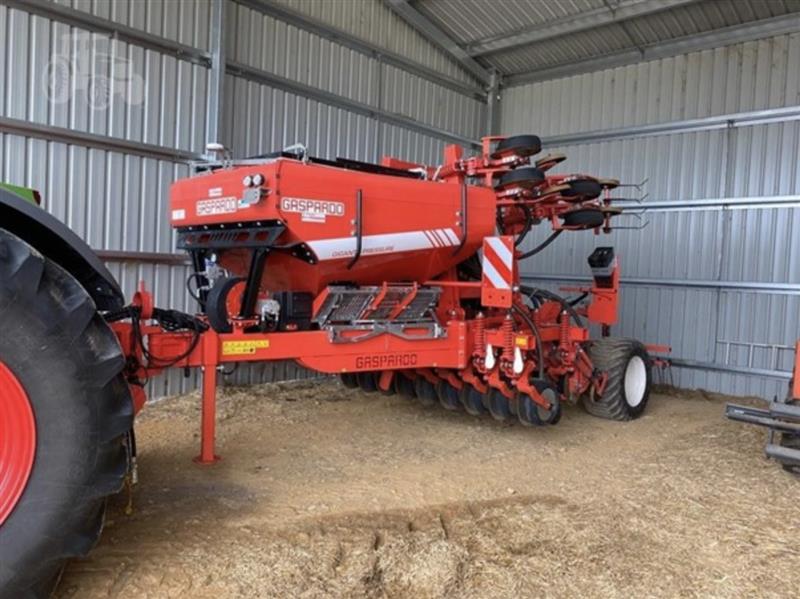 Gaspardo Gigante pressure 400 airseeder, Seeding Tillage Gaspardo VIC