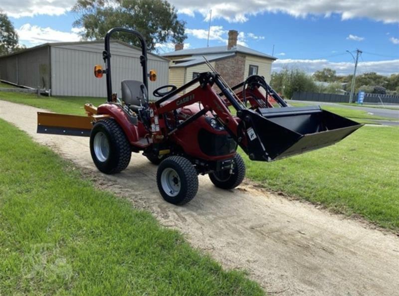 Photo 1. Case IH Farmall 20B tractor