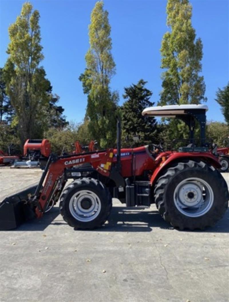 Photo 1. Case IH Farmall 90JXM tractor