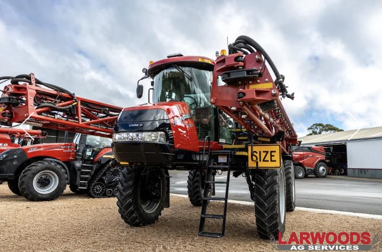 Case IH 4430 patriot self propelled sprayer