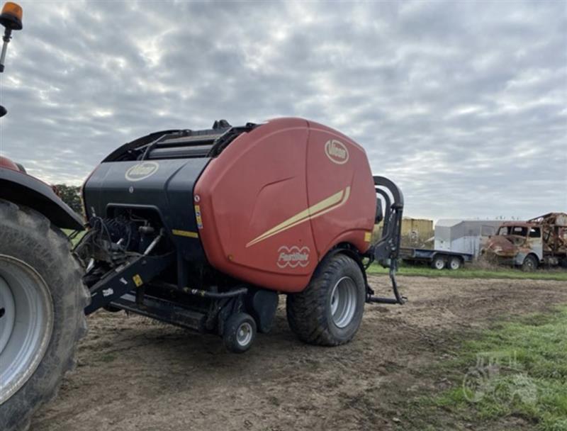 Vicon Fastbale round baler