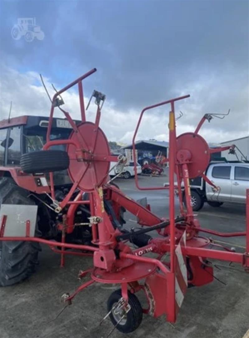 Lely Lotus Stabilo 520 tedder