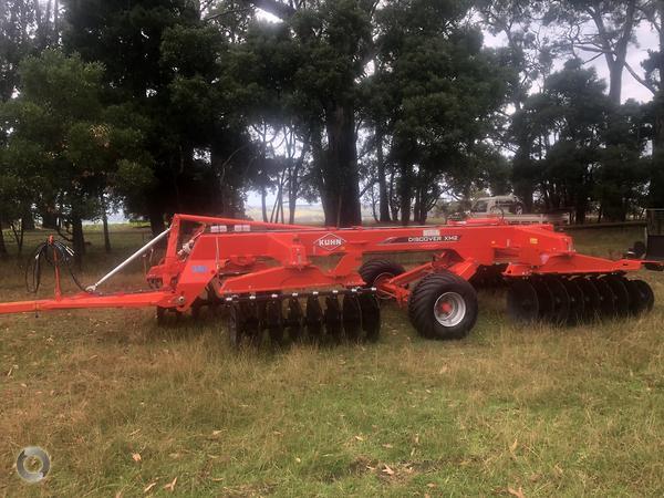 Kuhn XM232 cultivator