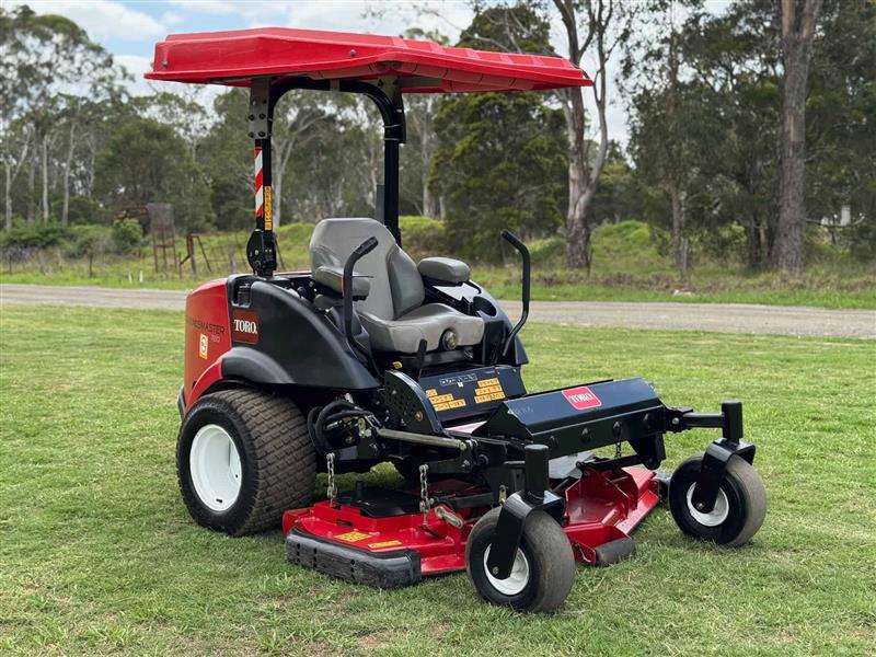 Toro Groundsmaster 7210 diesel commercial zero turn ride on lawn mower