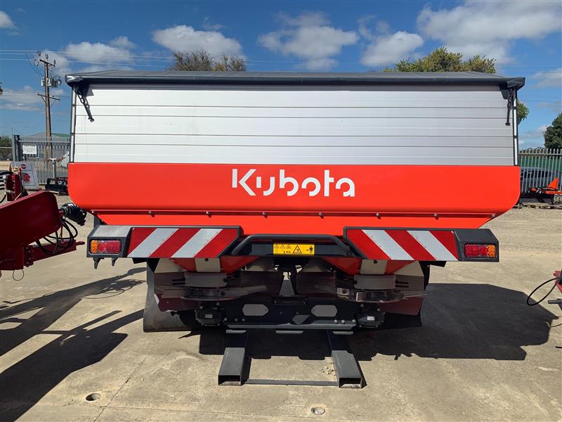 Kubota DSX-W1875 Isobus weighing spr...