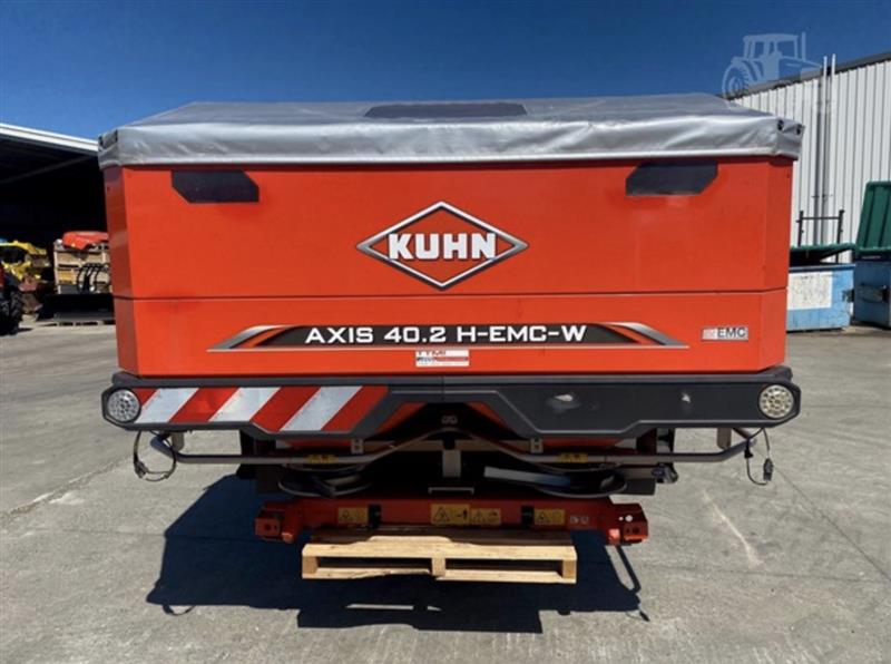 Kuhn Axis 40.2H-EMC-W spreader