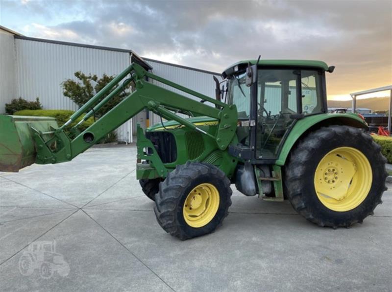 John Deere 6320 tractor