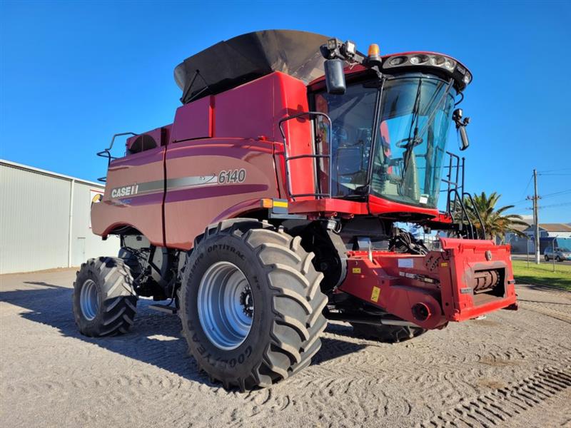 Case IH 6140 Axial Flow combine harvester, Harvesters Case IH WA