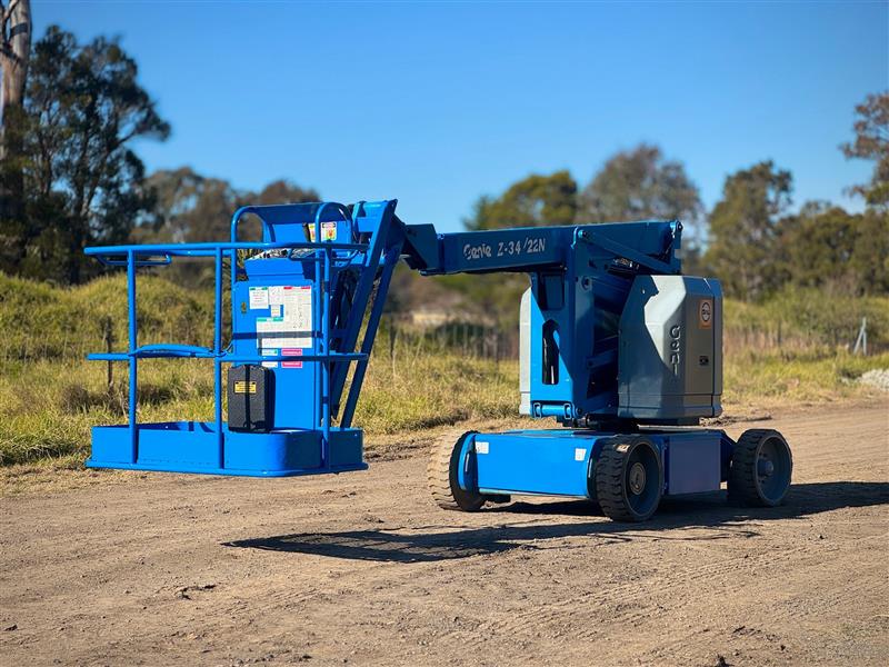Genie Boom Z34/22n 41ft boom scissor lift elevated work platform