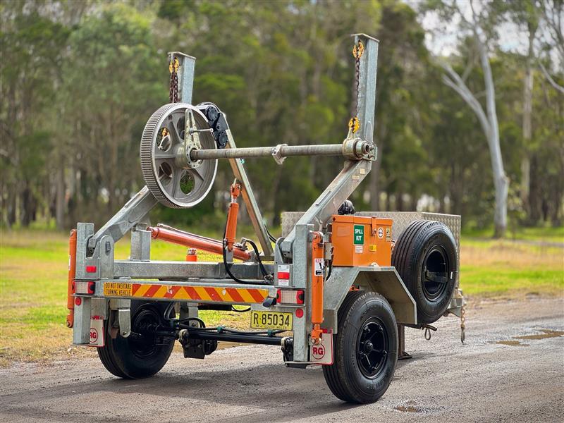 Redmon Gray 5T self loading calbe drum trailer