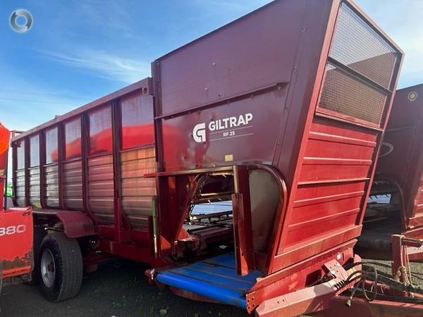 Photo 1. Giltrap RF25 feedout wagon