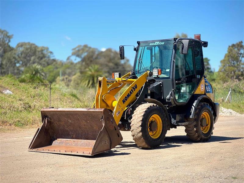 Komatsu WA65-6 5.2T articulated whee...