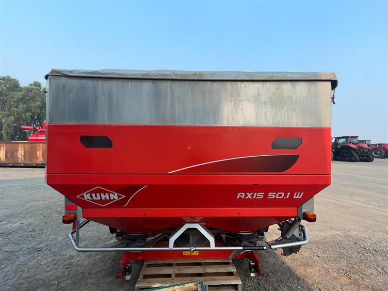 Kuhn Axis 50.1 W spreader