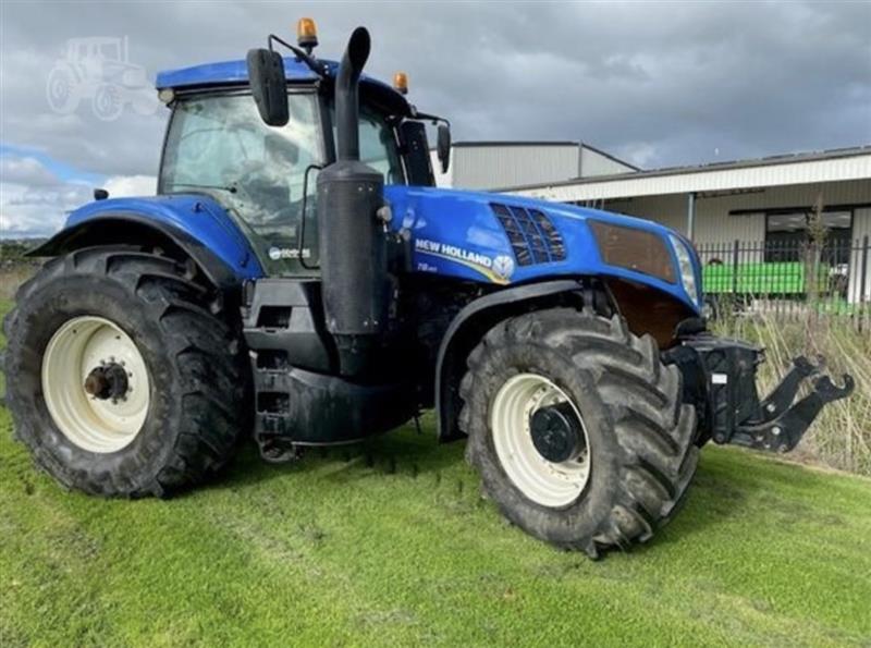 New Holland T8.410 tractor