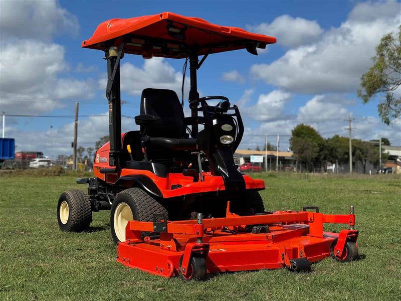 Kubota F3690 72 diesel out front deck ride on lawn mower