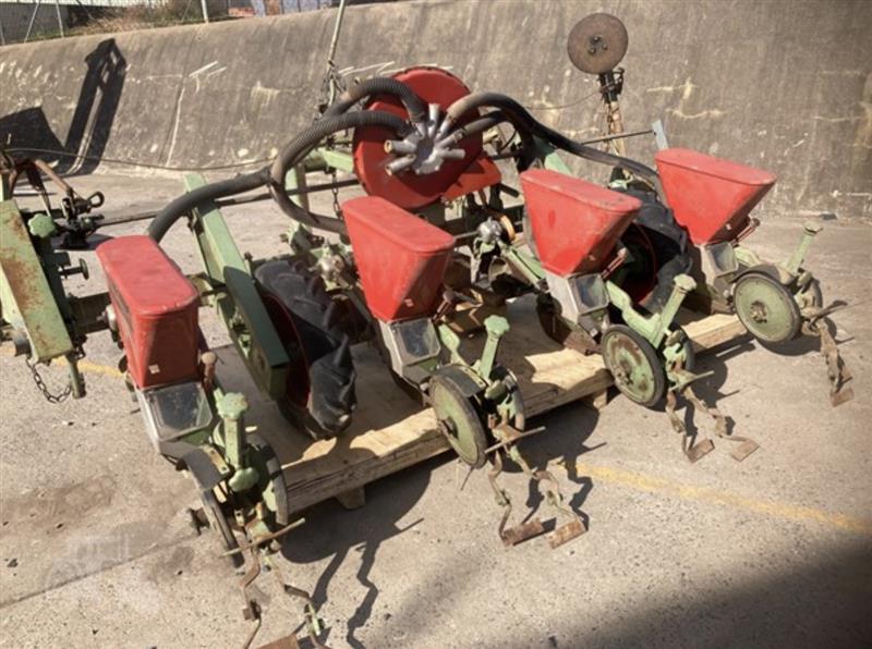 Photo 1. Nodet Gougis Pneumasem II airseeder