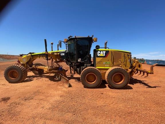 Caterpillar 12M motor grader